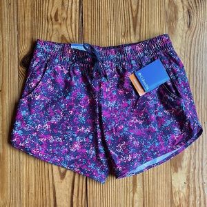 NWT Womens Columbia Omni Shade 5” Shorts XS X-Small